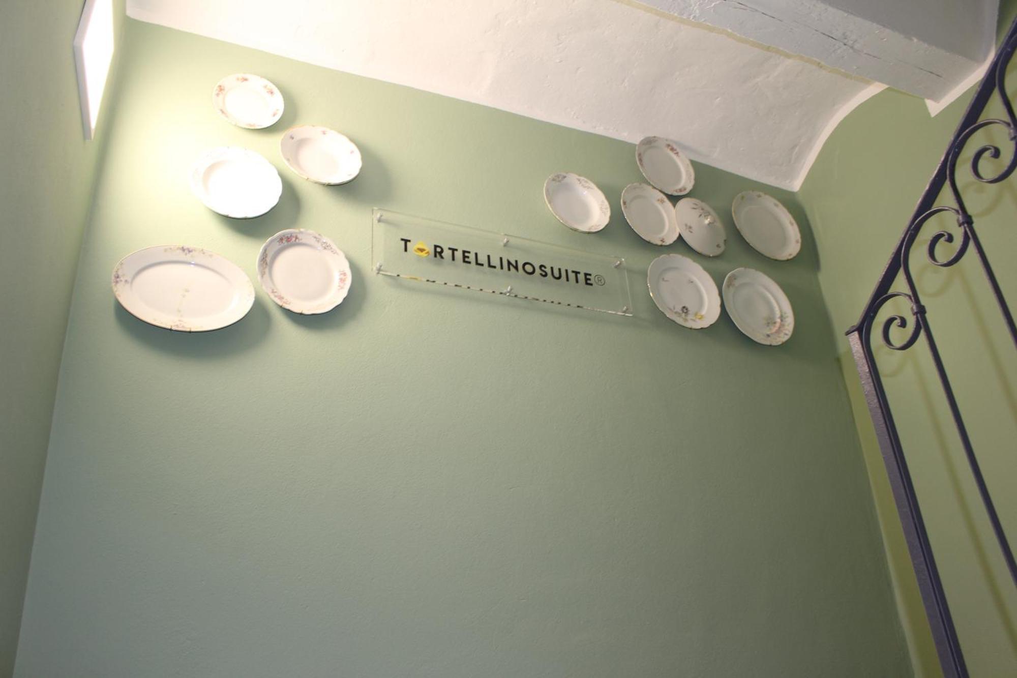 Altana House Tortellinosuite Modena Bagian luar foto